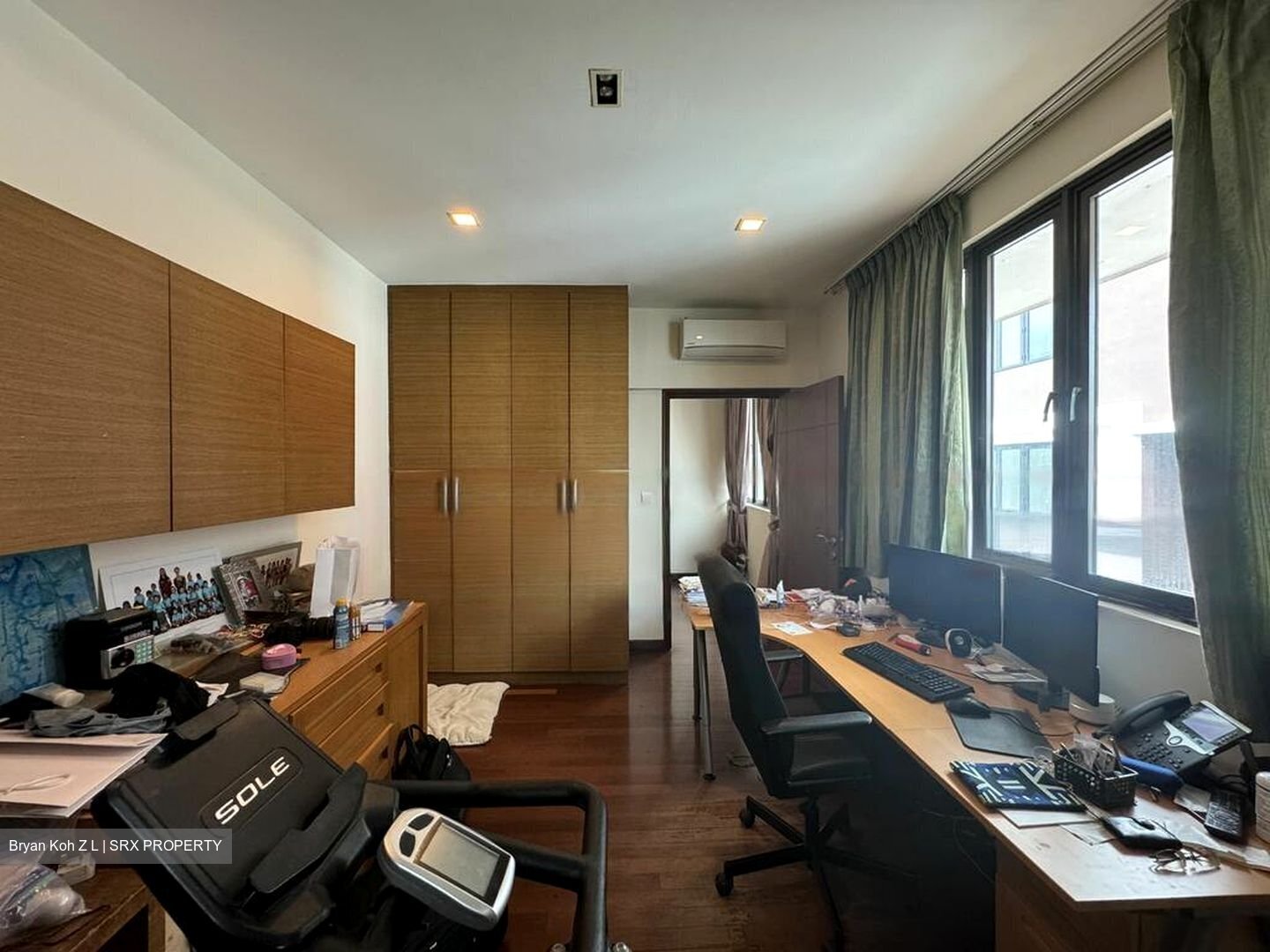 Sennett Avenue (D16), Semi-Detached #432282311